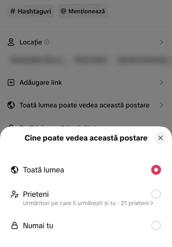Ecranul de postare din TikTok, cu „Cine poate vedea această postare” setat pe „Toată lumea”